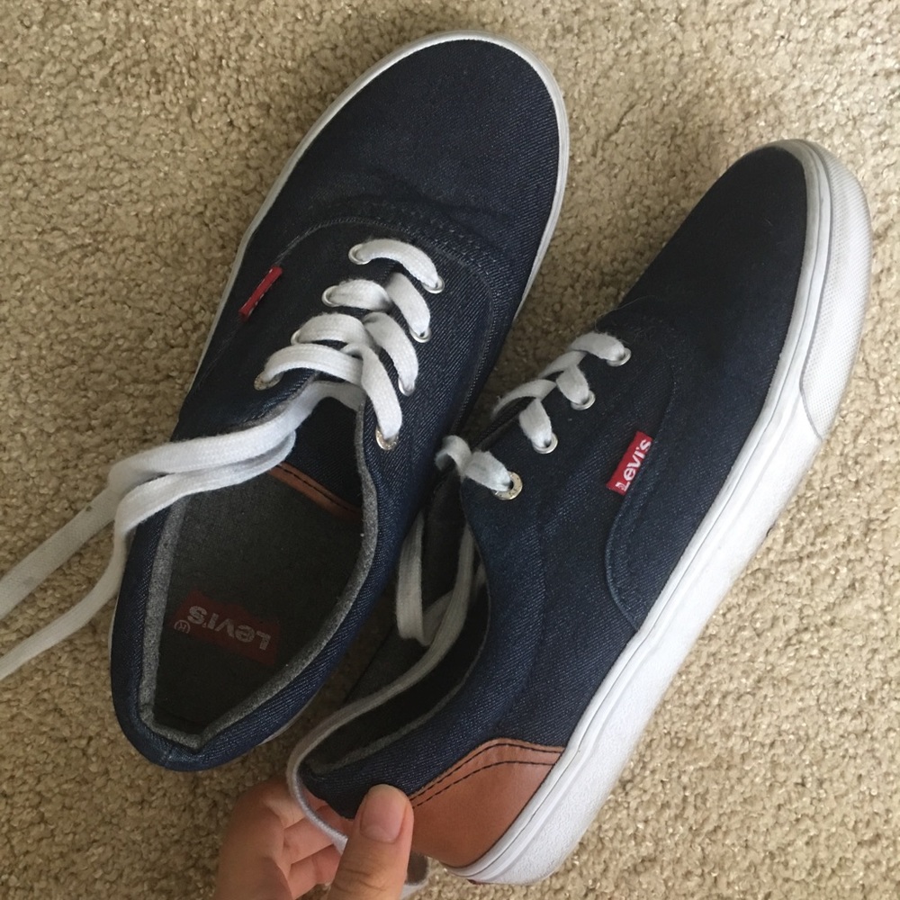 Levi’s skate shoes sneakers denim